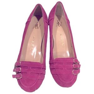 AJ VALENCI SUEDE LEATHER HEELED LOAFERS PINK SIZE 7.5